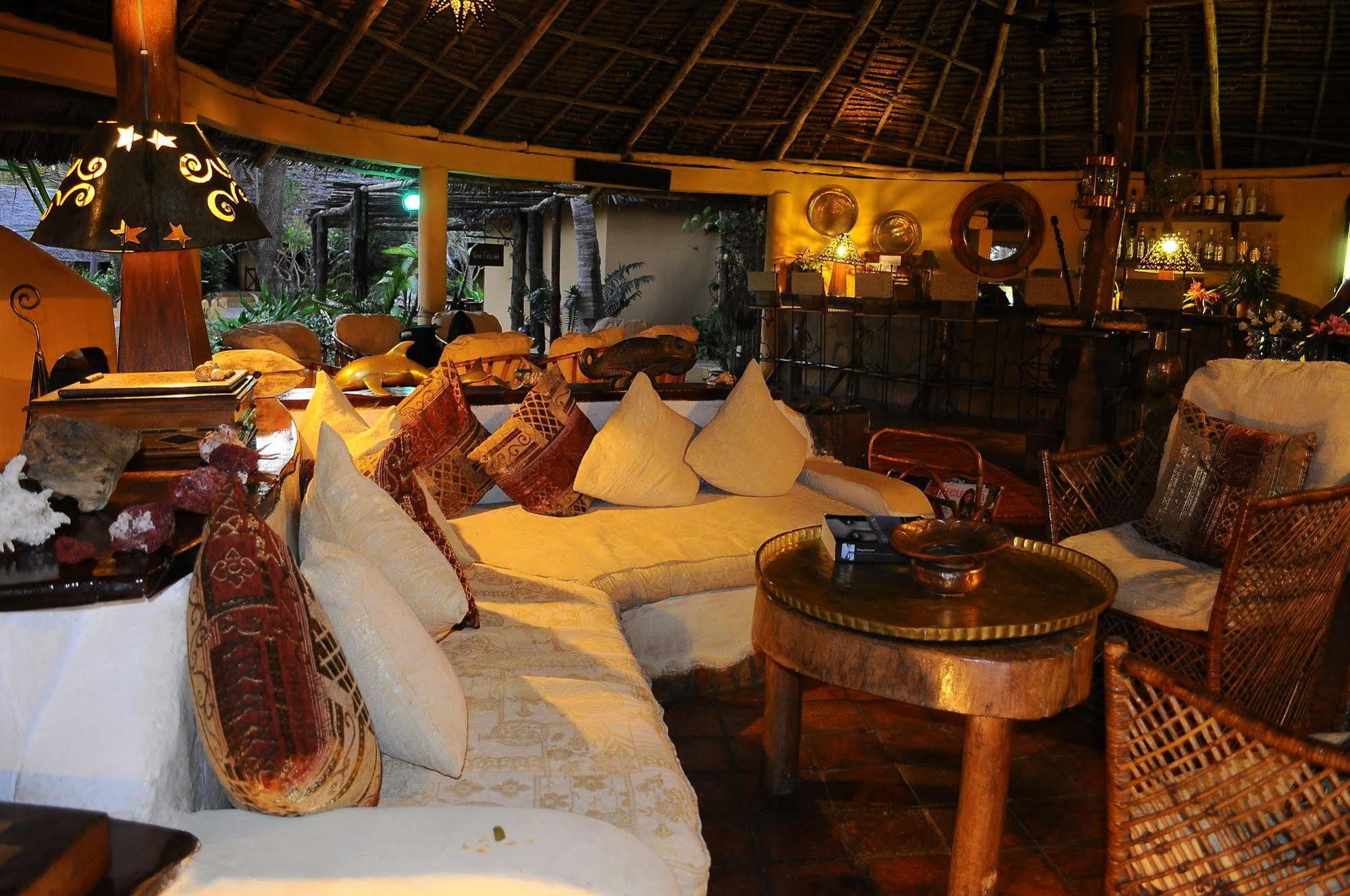 Kinasi Lodge Utende Dış mekan fotoğraf