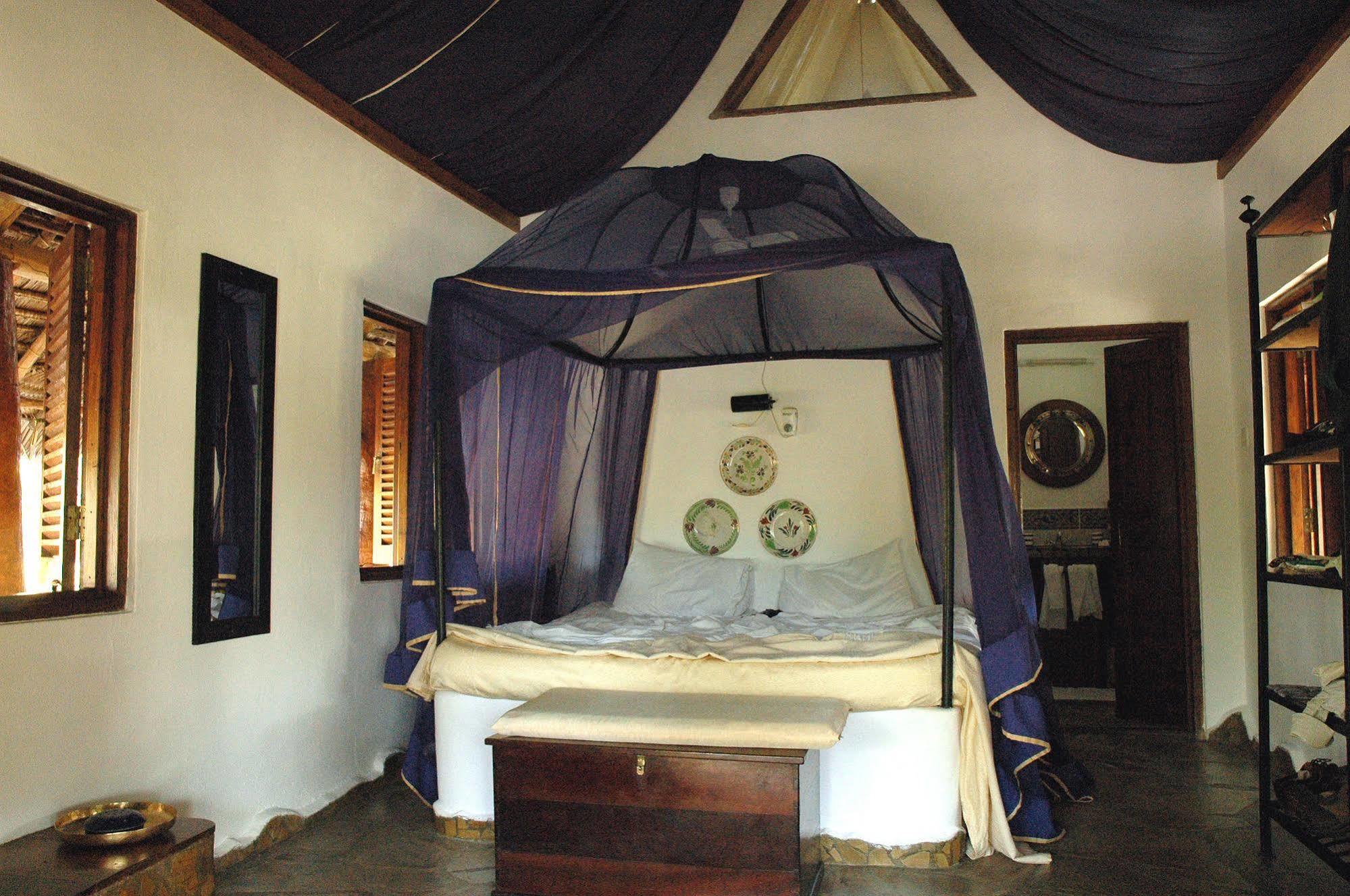 Kinasi Lodge Utende Dış mekan fotoğraf