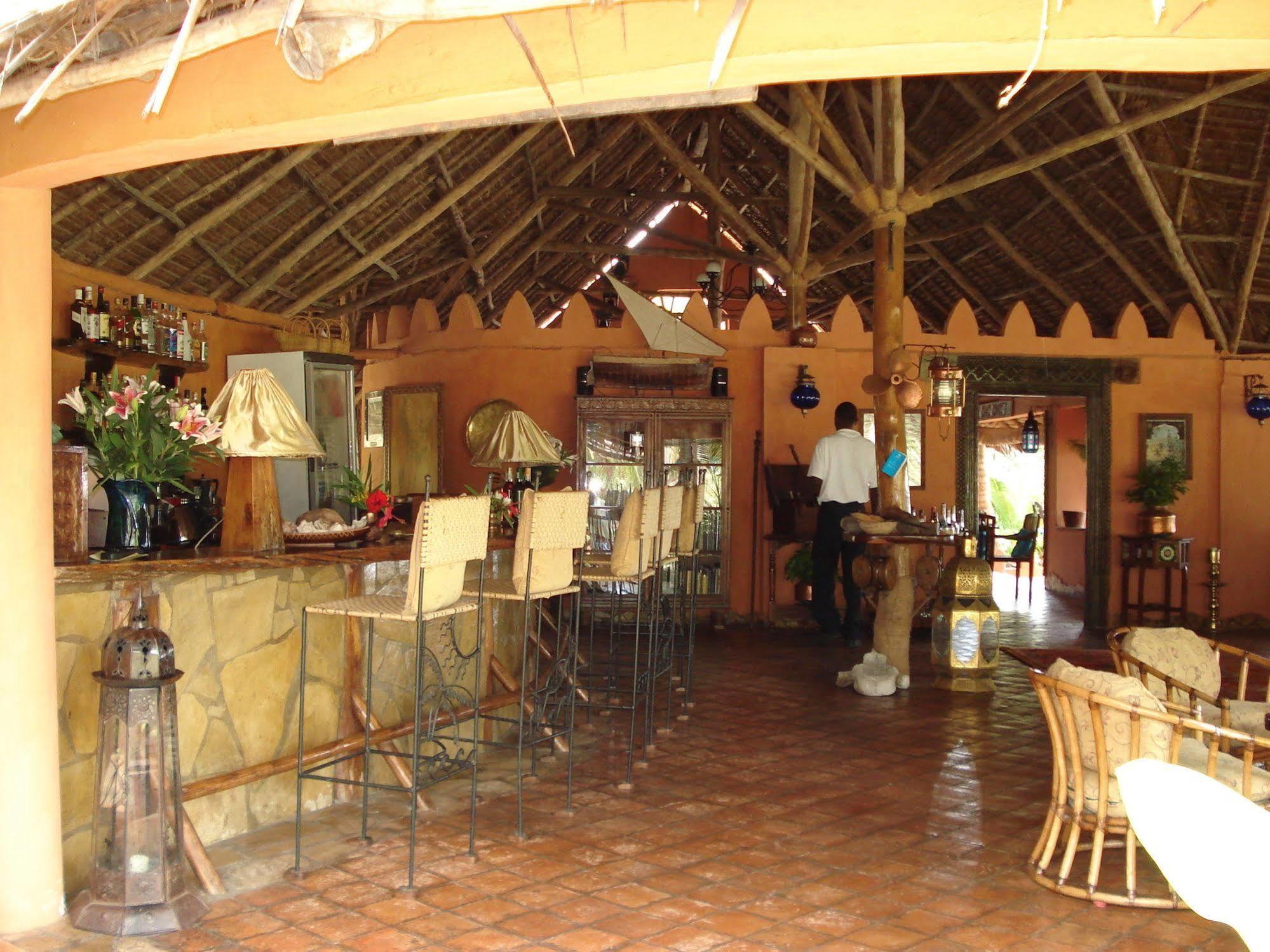 Kinasi Lodge Utende Dış mekan fotoğraf